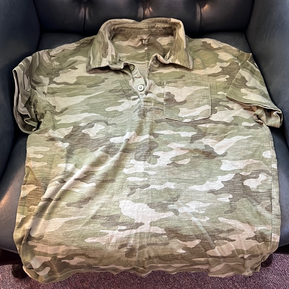Gap Kids Boys Short Sleeve Camo Shirt